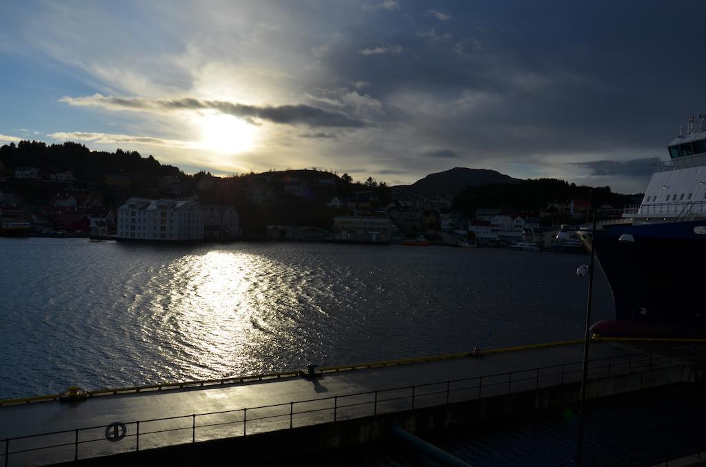 Thon Partnerhotel Storgata Kristiansund Zewnętrze zdjęcie